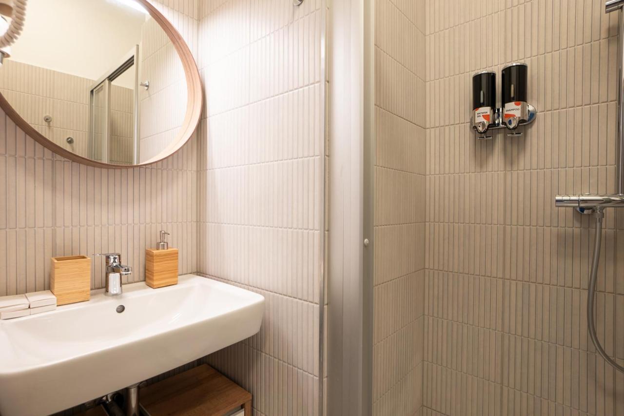 Appartement 2-rooms 10 Min Away From Center Vienne