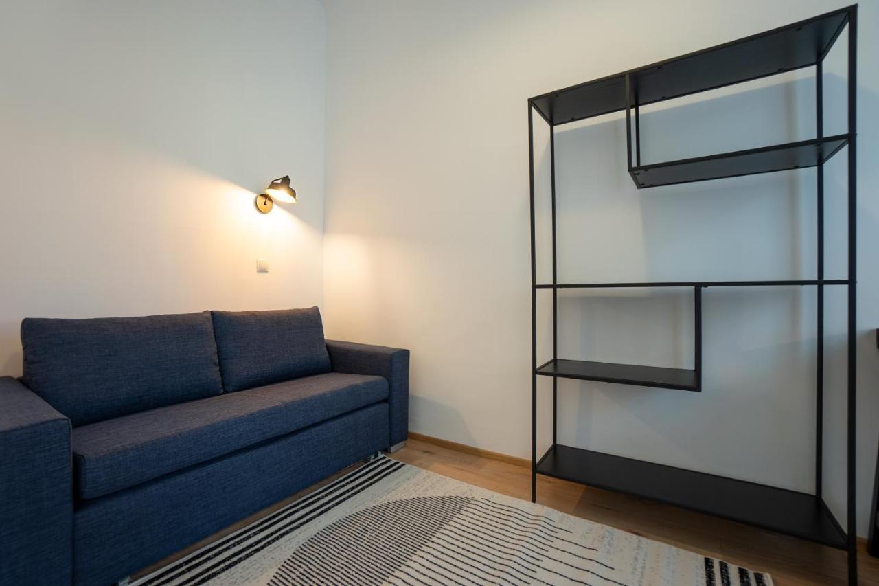 2-rooms 10 Min Away From Center * Vienne